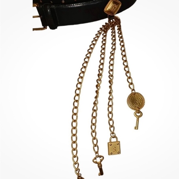 ESCADA Women’s Collaboration with Avignon Black Leather Belt Gilded Gold Charms